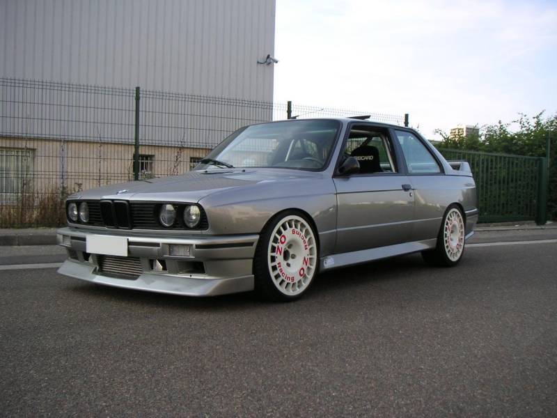Posted in Uncategorized with tags BMW E30 M3 OZ on March 26 